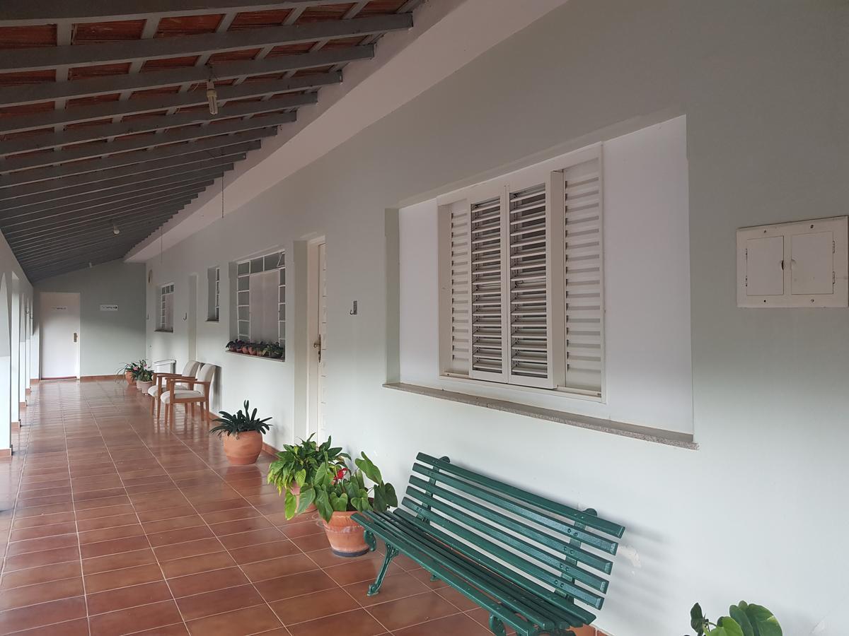 Pousada Recanto Dos Beija Flores Monte Alegre do Sul Exterior foto